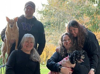 Keely Shares Her Cervical Cancer Journey, a “Cautionary Tale” for Others